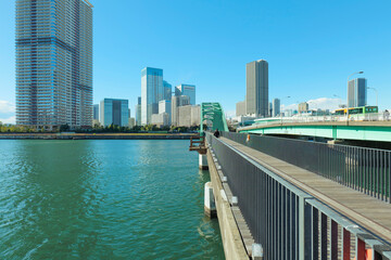 遊歩道となった豊洲「晴海橋梁 (旧晴海鉄道橋) 」　2025年12月