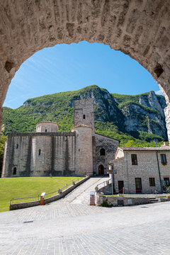 Abbey of San Vittore alle Chiuse near Grotte di Frasassi caves, Genga, Ancona, Marche, Italy, Europe.
