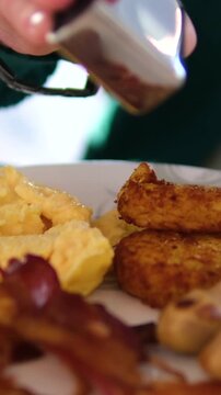 salt the bacon omelette Turkish scrambled eggs with roasted meat in copper pan