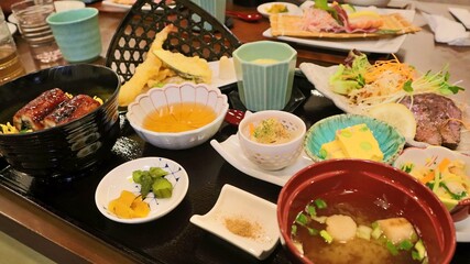 冬の金沢で味わう豪華な鰻丼と和食膳