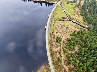 dam and access pathway overview, brief description of dam facilities and connecting routes with scenery