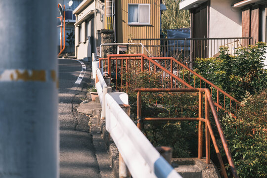 雑賀崎灯台、ノスタルジックな港町の風景、和歌山、日本