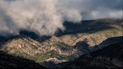 panor&aacute;mica, paisaje de monta&ntilde;a invernal, pueblos de monta&ntilde;a, Dos Aguas Valencia