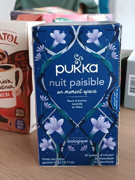 Pukka Nuit Paisible organic herbal tea box with calming floral design
