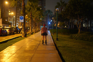 Patines, patinaje en el parque