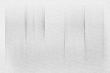 ぼやけた木のブロックと、白い紙