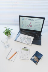 物価高による薬の値上がりと家計への負担イメージ