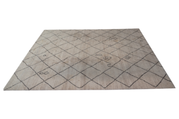 Moroccan Diamond Pattern Rug - Woven Textile Decor