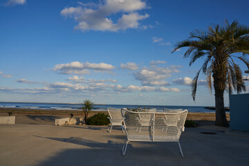Front Row Seats to the Horizon.