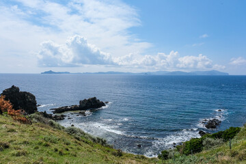 島後島の那久岬から見る西ノ島