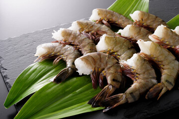 無頭ブラックタイガーえび