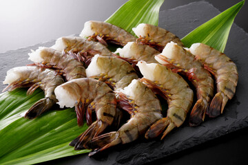 無頭ブラックタイガーえび