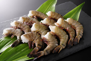 無頭ブラックタイガーえび