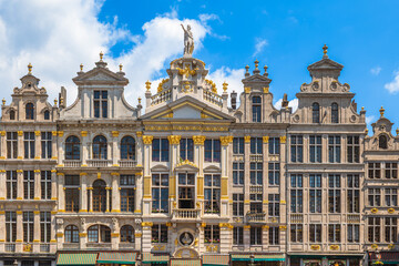 Fototapeta premium The facades and roofs of the houses bordering the Grand Place in Brussels, Belgium