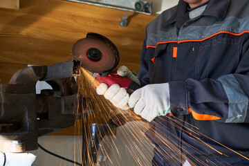cutting metal with an angle grinder