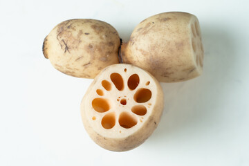 カットした蓮根の断面