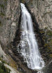 Obraz premium view of the Lindalsfossen Waterfall near Gjora in central Norway