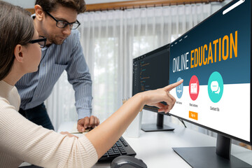 E-learning website with brisk sofware for student to study online on the internet network