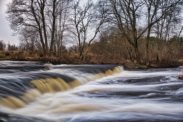 Obraz premium Long Exposure of Vahiküla Waterfall Cascades, Estonia