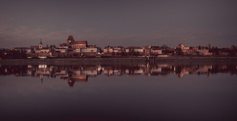 rzeka, gród, woda, architektura, europa, podróż, niebo