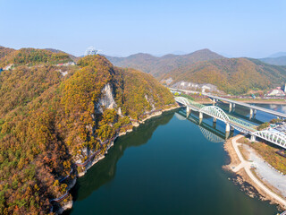 충북 단양군 잔도와 만천하스카이워크의 가을 풍경