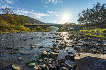 Eine Br&uuml;cke &uuml;ber die Eder