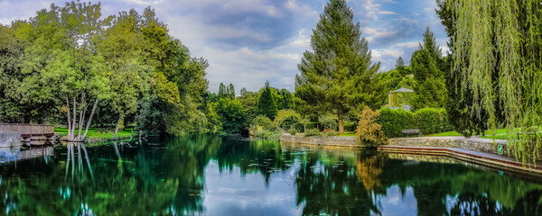 Ch&acirc;teaudun - le Loir