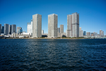 冬の青空と豊洲から見た晴海　晴海運河　東京都江東区豊洲
