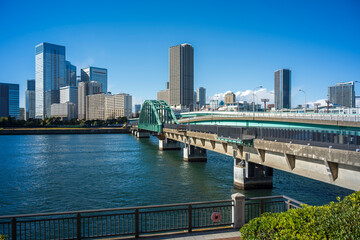 Naklejka premium 快晴の勝鬨橋 東京都中央区