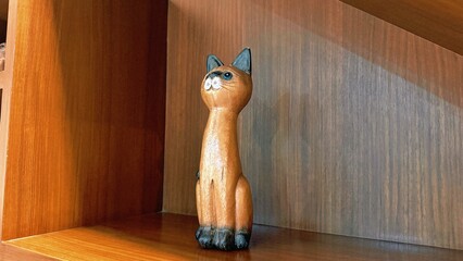 Wooden Cat Figurine Minimal Home Decor Shelf Display, cat figurine wooden style 