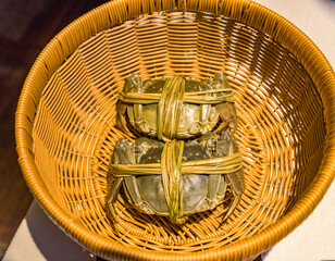 Shanghai hairy crab male and female, Shanghai cuisine autumnal delicacy