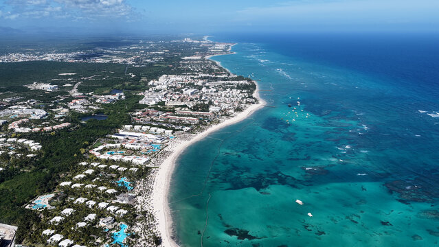 Bavaro Beach At Punta Cana In La Altagracia Dominican Republic. Paradisiac Landscape. Beachfront Resorts. Travel Destinations. Bavaro Beach In Punta Cana In La Altagracia Dominican Republic. 