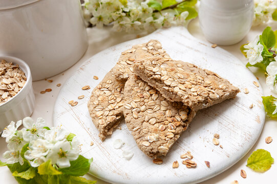 The Beltuinn Bannock, Bonnach Bealltainn - traditional holiday oatmeal flatbread