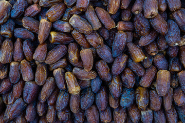 Obraz premium The Food of Ramadan Cuisine Dates Fruits (Hurma), Ramadan Background Date Fruits Photo, Eminonu Fatih, Istanbul Turkiye (Turkiye)