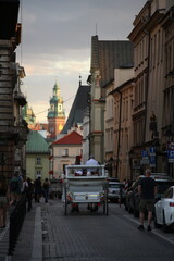 dorożka w mieście © make.some_picture