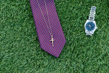 reloj, cronometrar, tiempo, reloj de pulsera, naturaleza, oto&ntilde;al, follaje, ciclos, amarilla, beldad, bosque, cadenita, cruz, metal, oro, corbata, bodeg&oacute;n