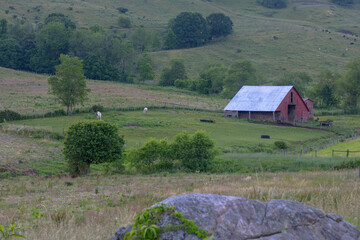 Red barn in the Virginia mountains
