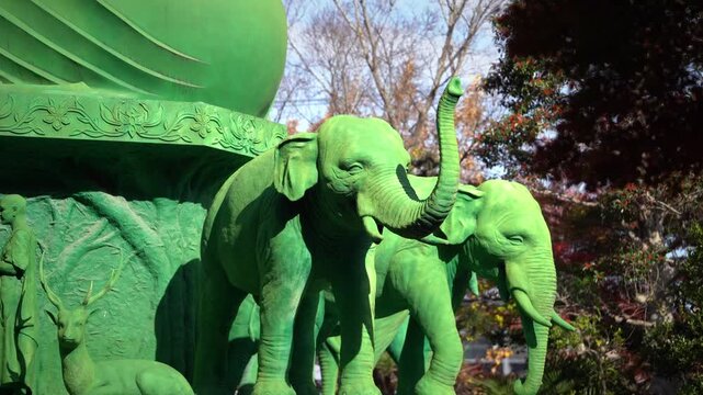 The Elephants around the Nagoya Great Buddha