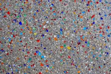 琉球ガラスの埋め込まれた床