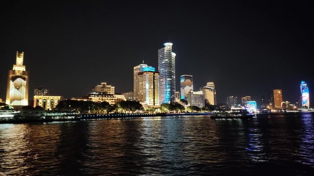 gu lang yu skyline at night