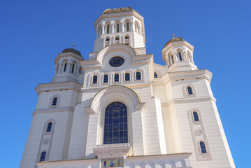 Fototapeta premium The National Cathedral (Cathedral of the Salvation of the Nation) seen on a winter day in Bucharest, Romania