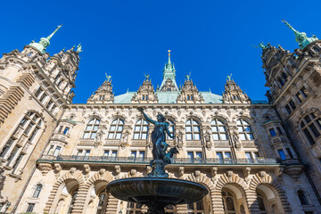 Fototapeta premium The Hygieia Fountain in Hamburg Town Hall’s courtyard