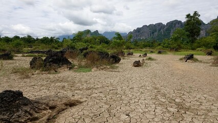 Laos - Karststeingebirge in Vang Vieng