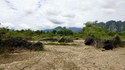 Laos - Karststeingebirge in Vang Vieng