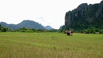 Laos - Karststeingebirge in Vang Vieng