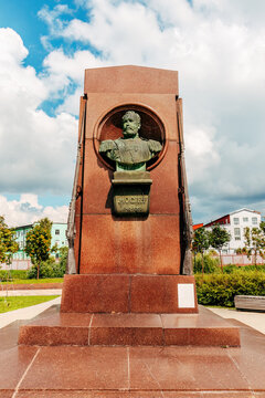 Monument to S.I. Mosin in the park of the Tula Arms Factory in Tula