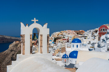 Fototapeta premium Blue domed Churches of Oia, Santorini in Greece