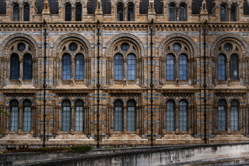 Obraz premium the facade of the cathedral in palma de mallorca spain