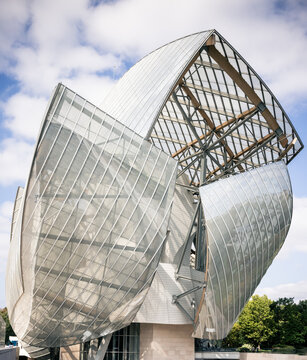 Paris, France: modern architecture of Louis Vuitton Foundation designed by Frank Gehry