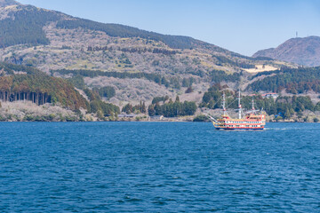 芦ノ湖の箱根海賊船の風景